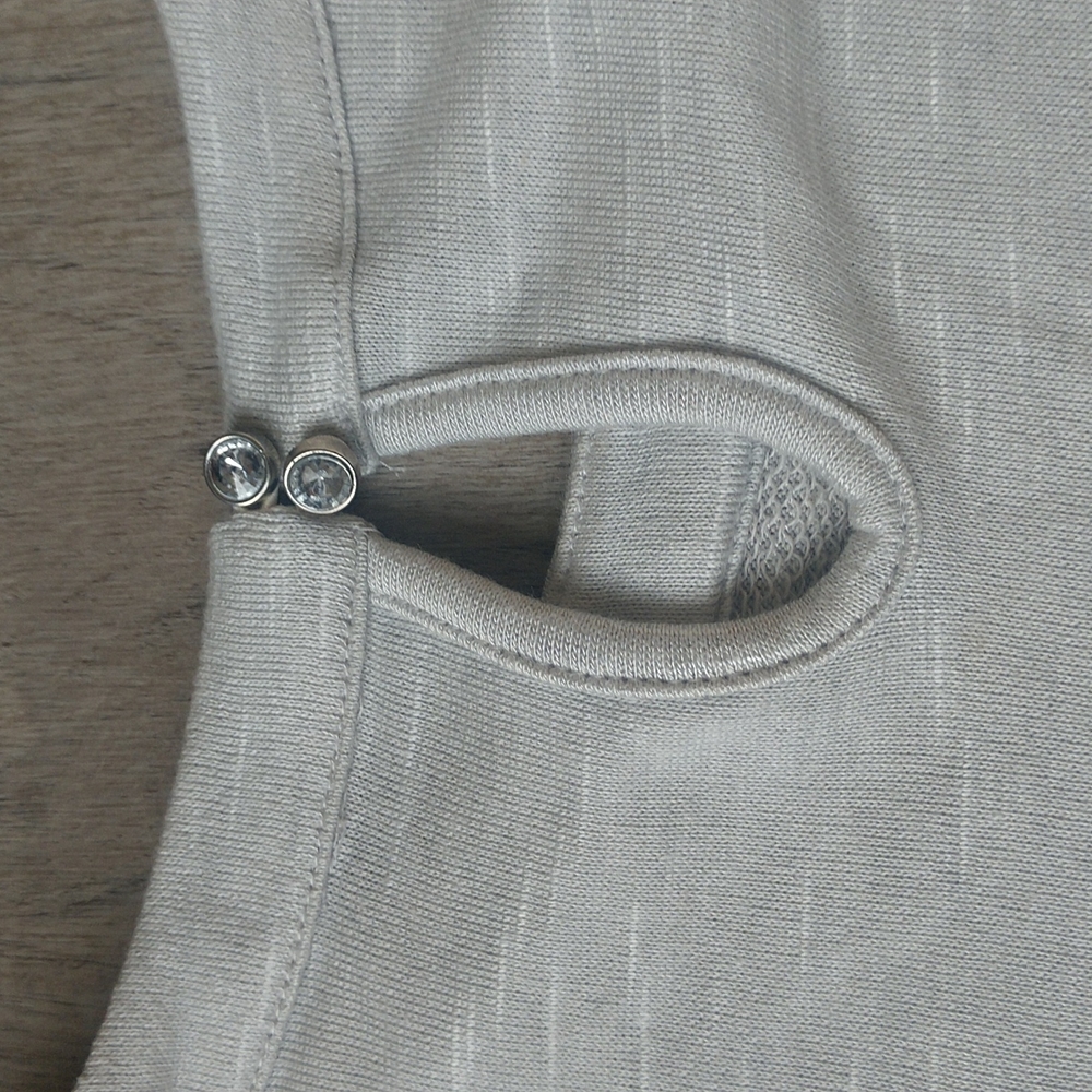 Sweatshirt - Picture 4 of 4